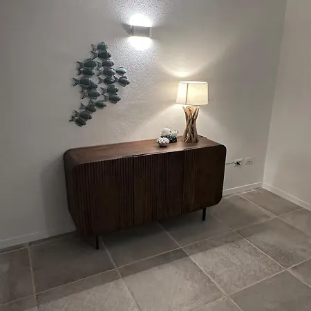 Thev Apartament *